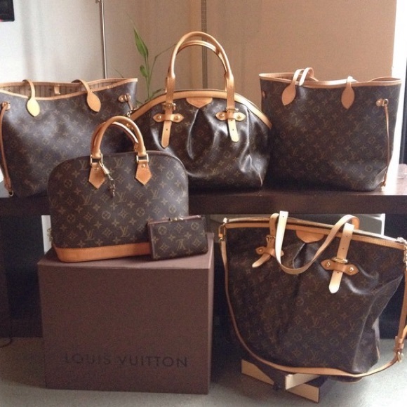 Meet your Posher, A ❤️ - Picture 1 of 1